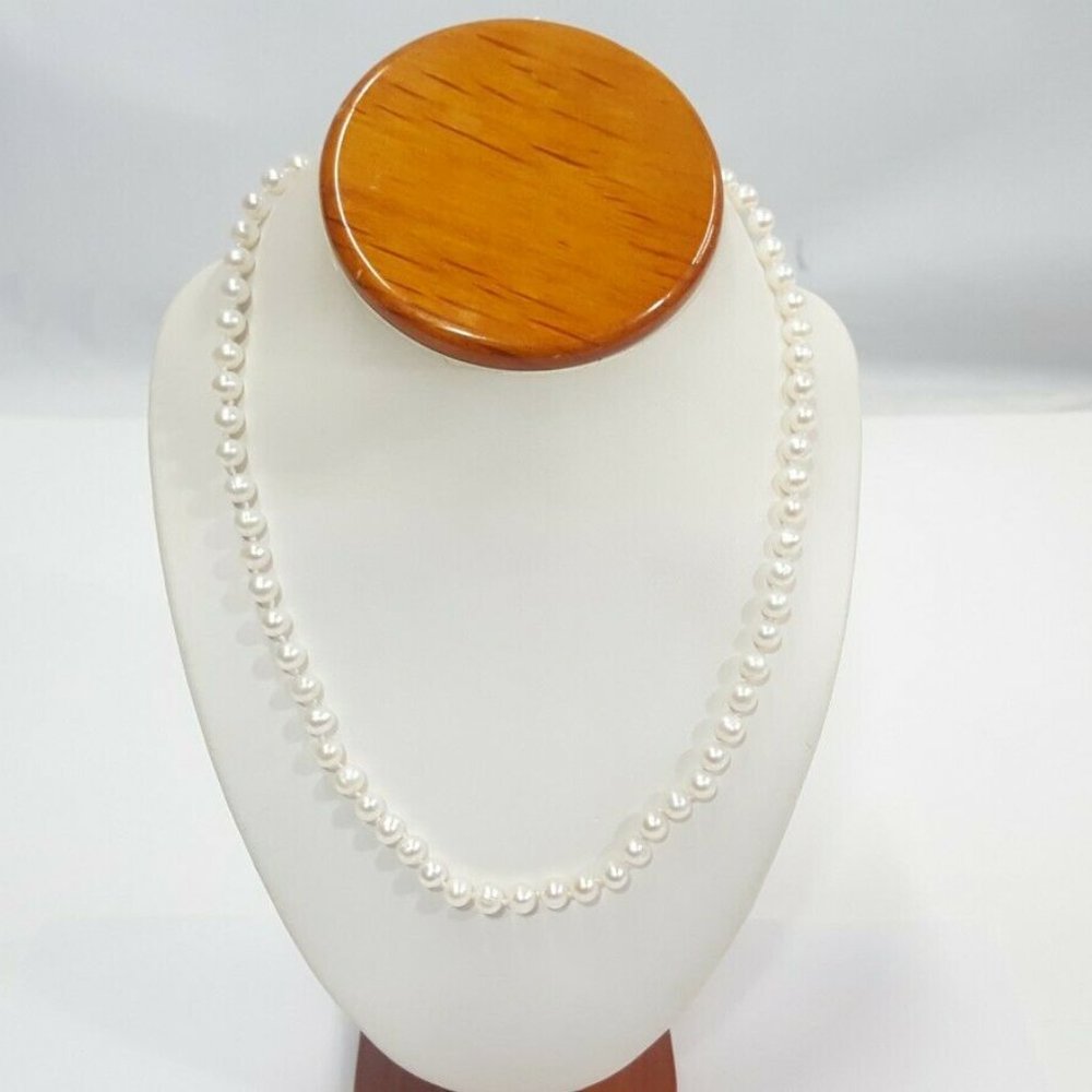 Beautiful 14K Karat Solid Yellow Gold Beaded Pearl Chain Necklace 19" Length